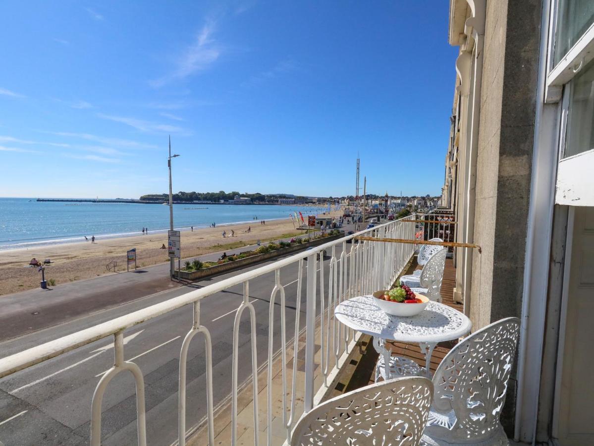 123 On The Sea Apartment